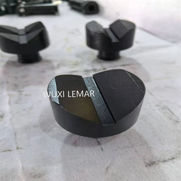 V-shaped locating piece (4)